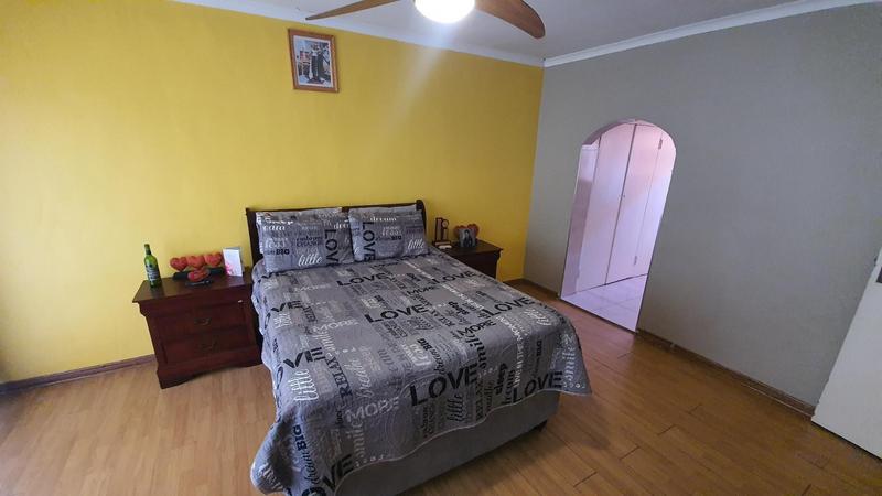 4 Bedroom Property for Sale in Theresa Park Gauteng