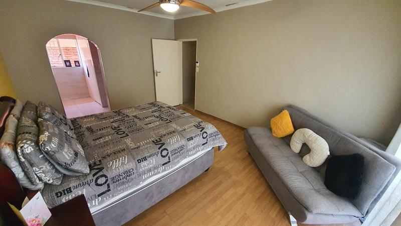 4 Bedroom Property for Sale in Theresa Park Gauteng