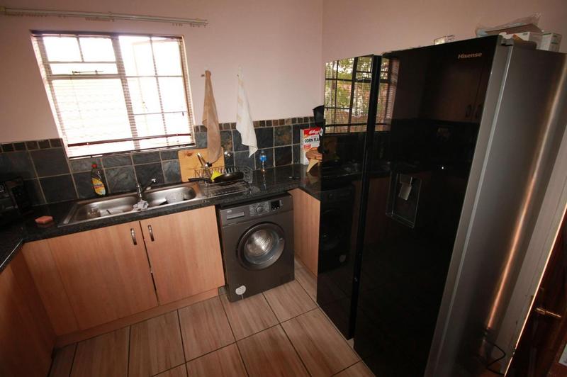 2 Bedroom Property for Sale in Theresa Park Gauteng