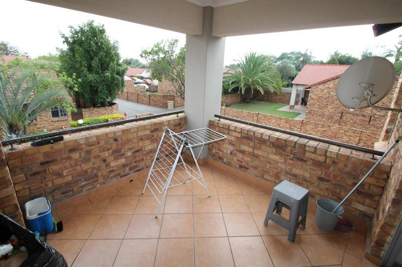 2 Bedroom Property for Sale in Theresa Park Gauteng