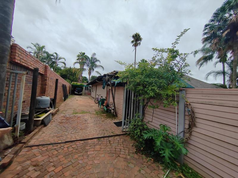 3 Bedroom Property for Sale in Tileba Gauteng