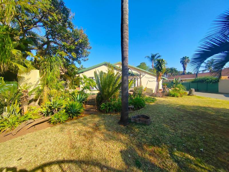 5 Bedroom Property for Sale in Tileba Gauteng