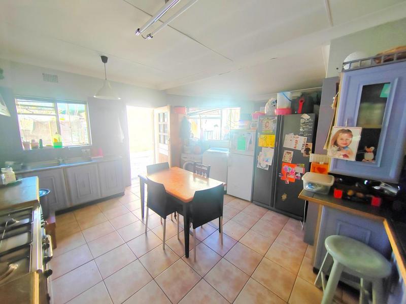 5 Bedroom Property for Sale in Tileba Gauteng