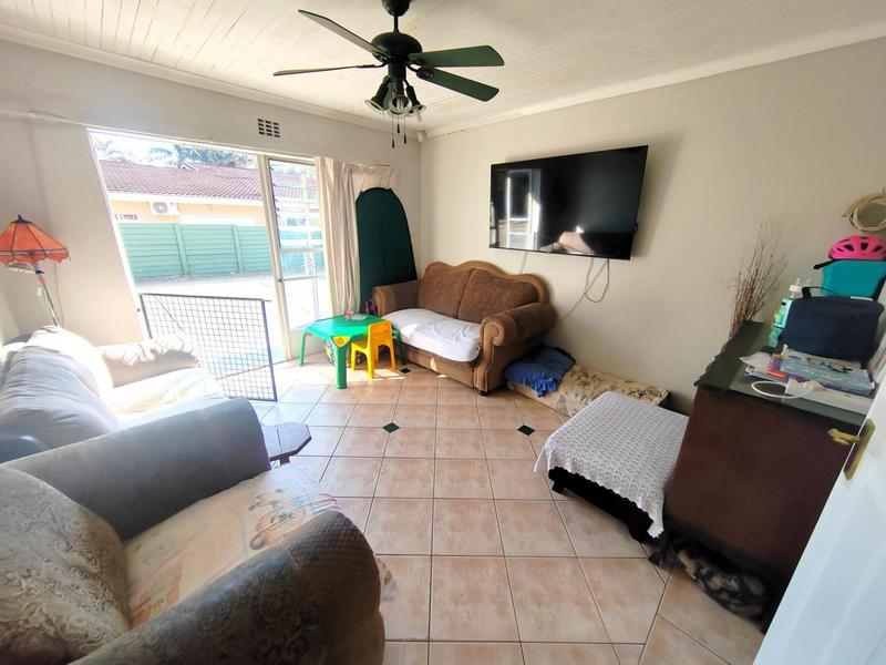 5 Bedroom Property for Sale in Tileba Gauteng