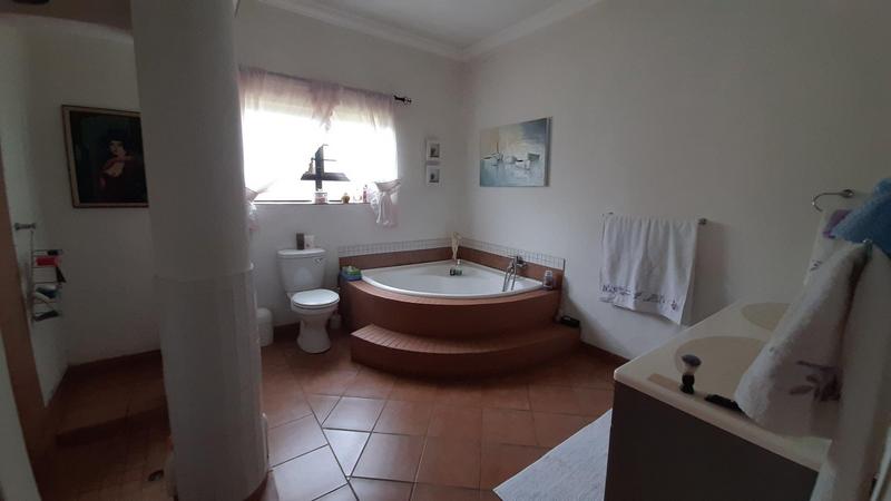 6 Bedroom Property for Sale in Winternest Gauteng