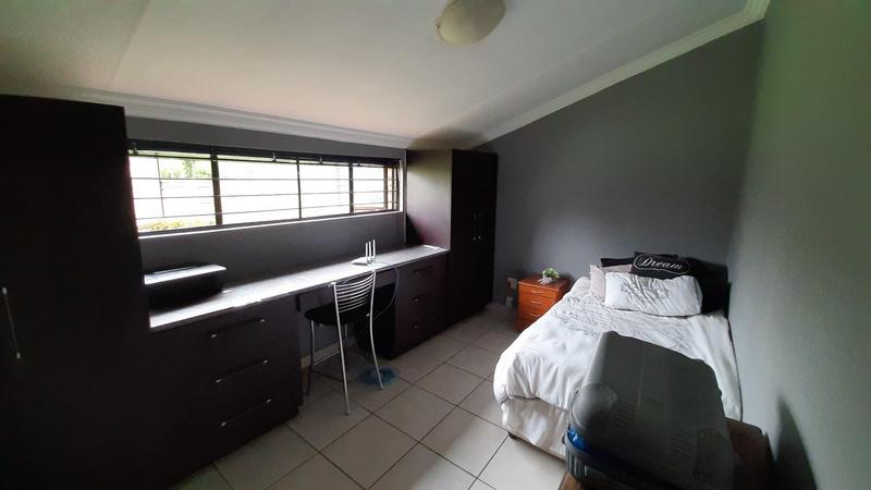 6 Bedroom Property for Sale in Winternest Gauteng