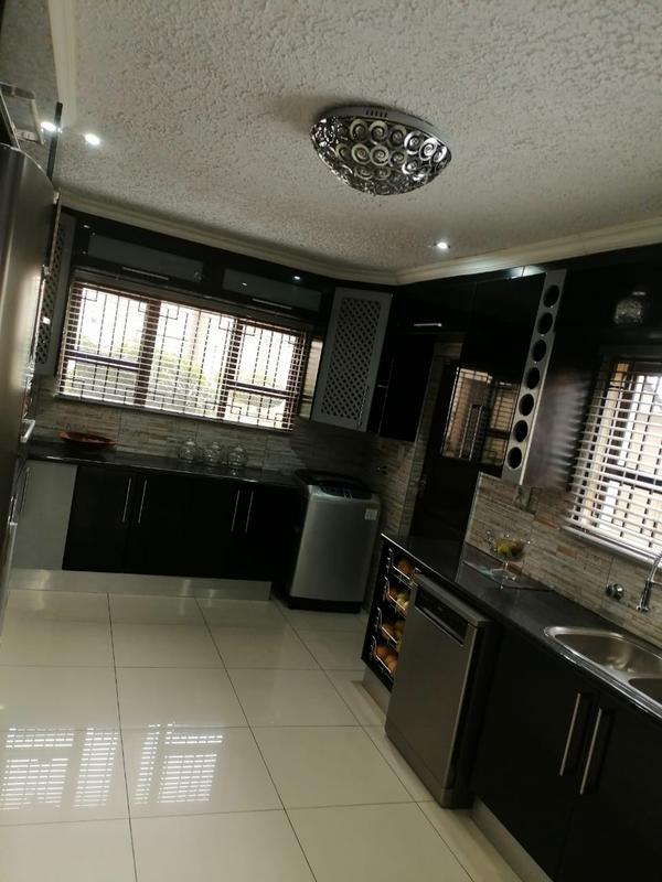 4 Bedroom Property for Sale in Clayville Gauteng