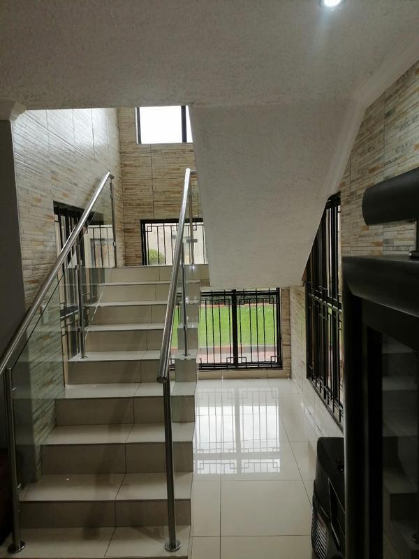 4 Bedroom Property for Sale in Clayville Gauteng