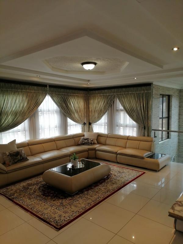 4 Bedroom Property for Sale in Clayville Gauteng
