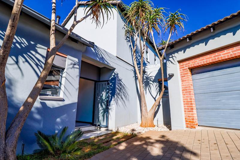 4 Bedroom Property for Sale in Copperleaf Estate Gauteng