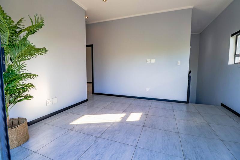 4 Bedroom Property for Sale in Copperleaf Estate Gauteng