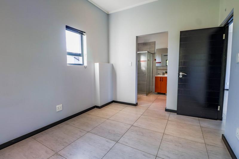 4 Bedroom Property for Sale in Copperleaf Estate Gauteng