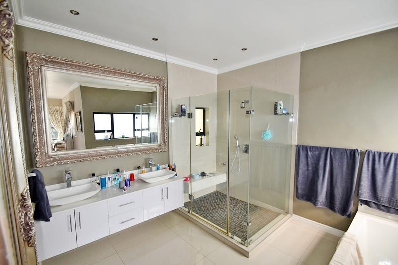 To Let 5 Bedroom Property for Rent in Morningside Gauteng