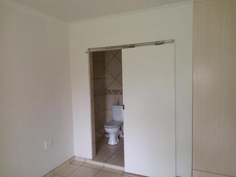To Let 1 Bedroom Property for Rent in Silverton Gauteng