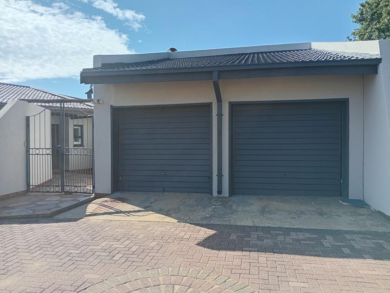 3 Bedroom Property for Sale in Vanderbijlpark SE 6 Gauteng