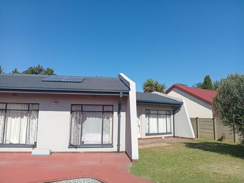 3 Bedroom Property for Sale in Vanderbijlpark SE 6 Gauteng