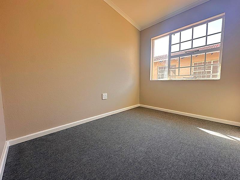 To Let 3 Bedroom Property for Rent in Elspark Gauteng
