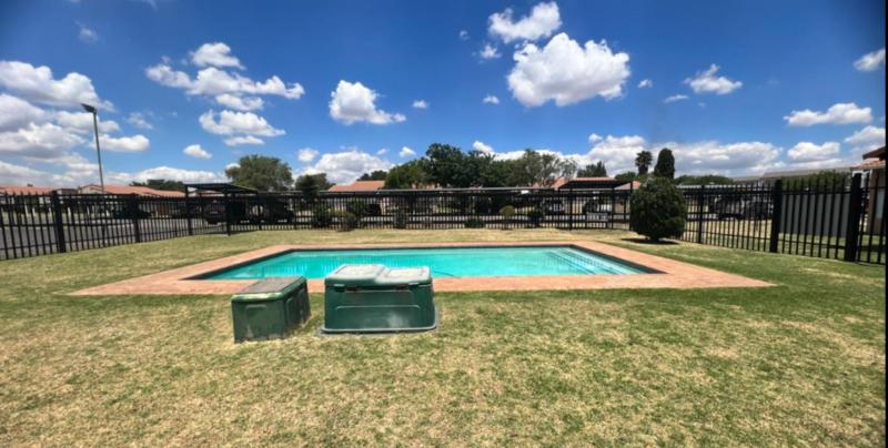 To Let 3 Bedroom Property for Rent in Elspark Gauteng