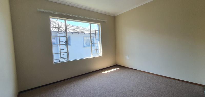 2 Bedroom Property for Sale in Crystal Park Gauteng