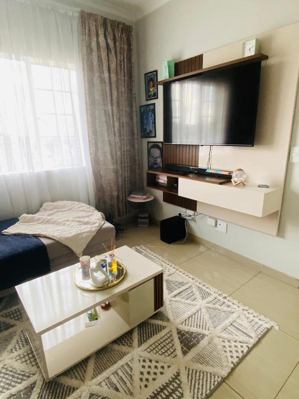 2 Bedroom Property for Sale in South Hills Gauteng