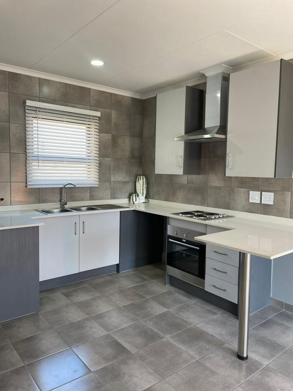 To Let 3 Bedroom Property for Rent in Groblerpark Gauteng