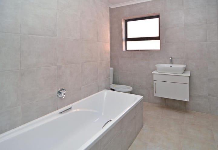 To Let 3 Bedroom Property for Rent in Groblerpark Gauteng