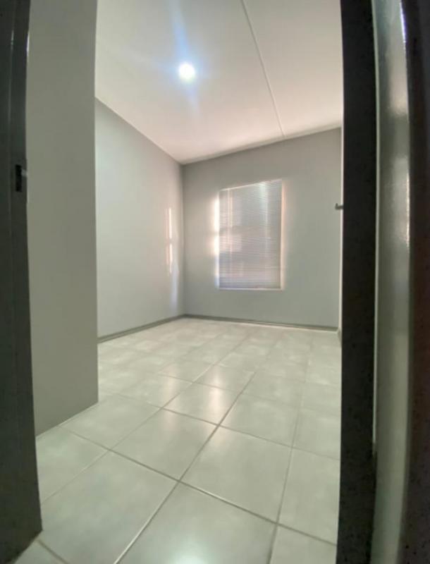 To Let 3 Bedroom Property for Rent in Groblerpark Gauteng