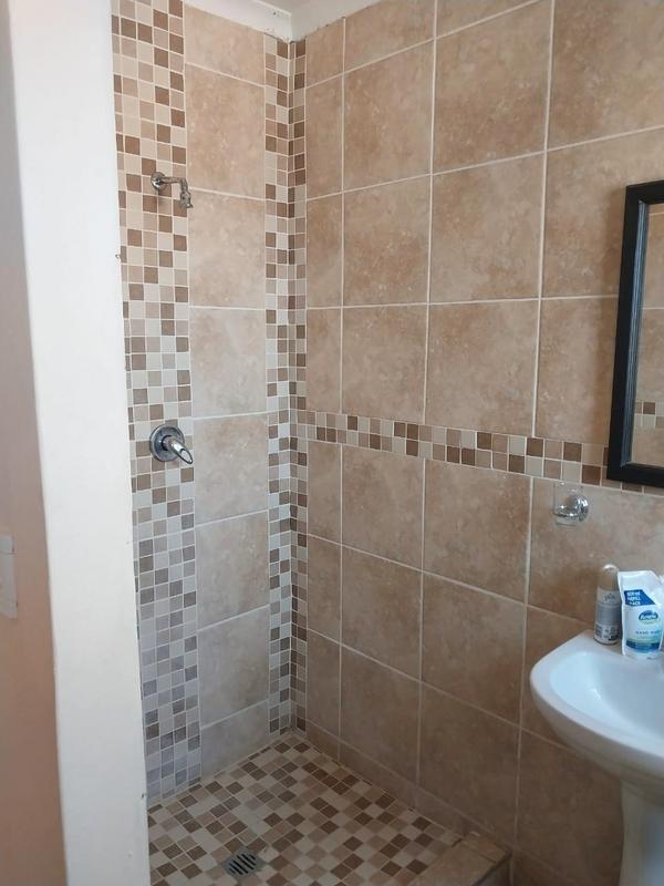 2 Bedroom Property for Sale in Lenasia South Gauteng