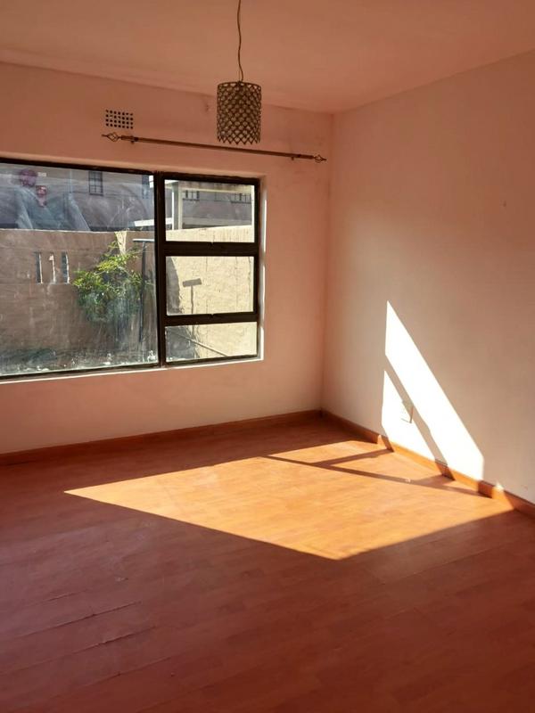 2 Bedroom Property for Sale in Ormonde Gauteng