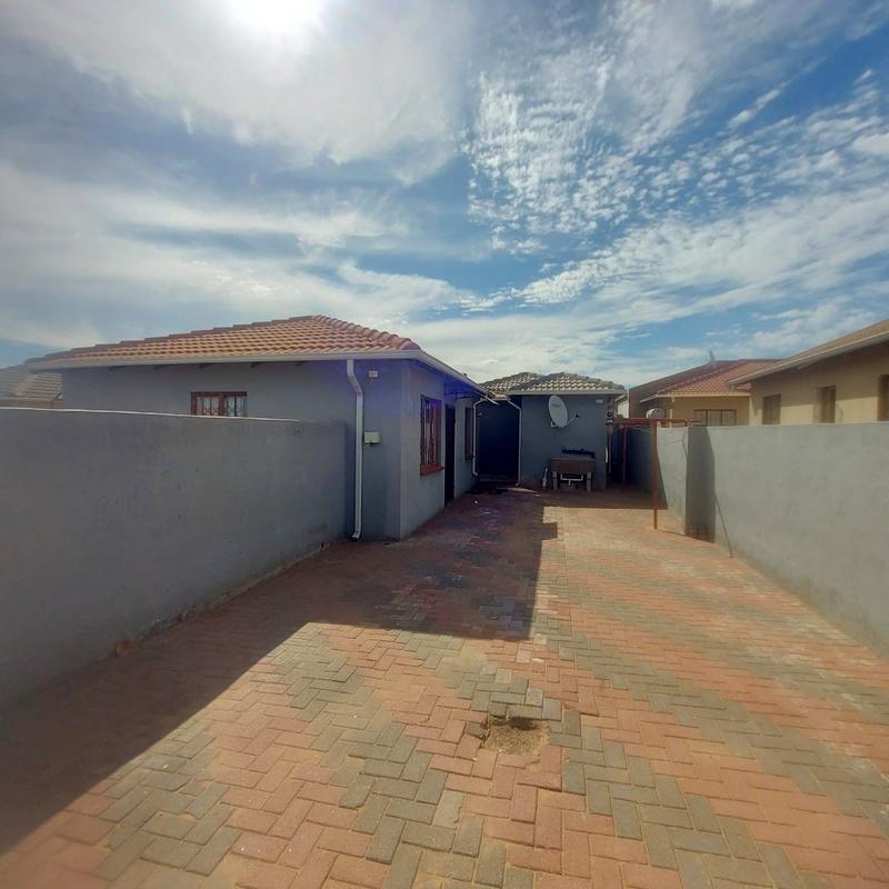 0 Bedroom Property for Sale in Protea Glen Gauteng