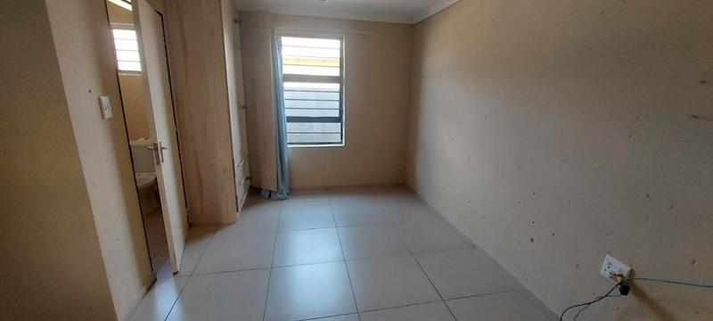 To Let 0 Bedroom Property for Rent in Protea Glen Gauteng