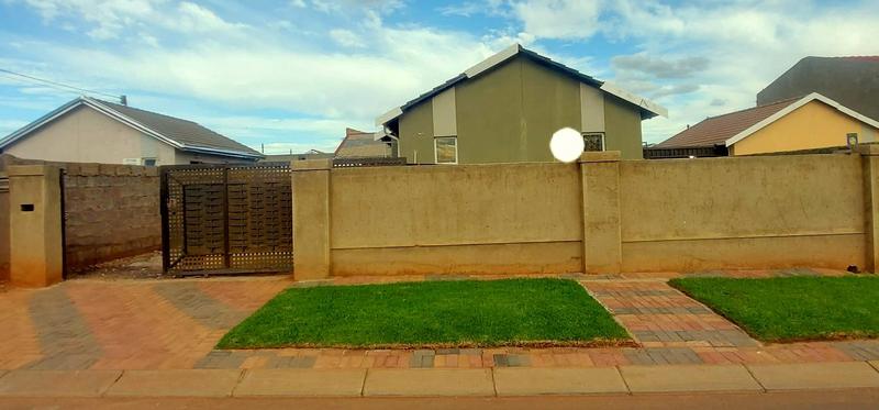 To Let 0 Bedroom Property for Rent in Protea Glen Gauteng