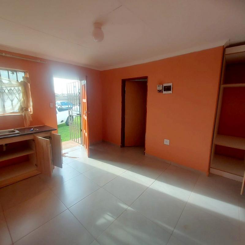 To Let 0 Bedroom Property for Rent in Protea Glen Gauteng