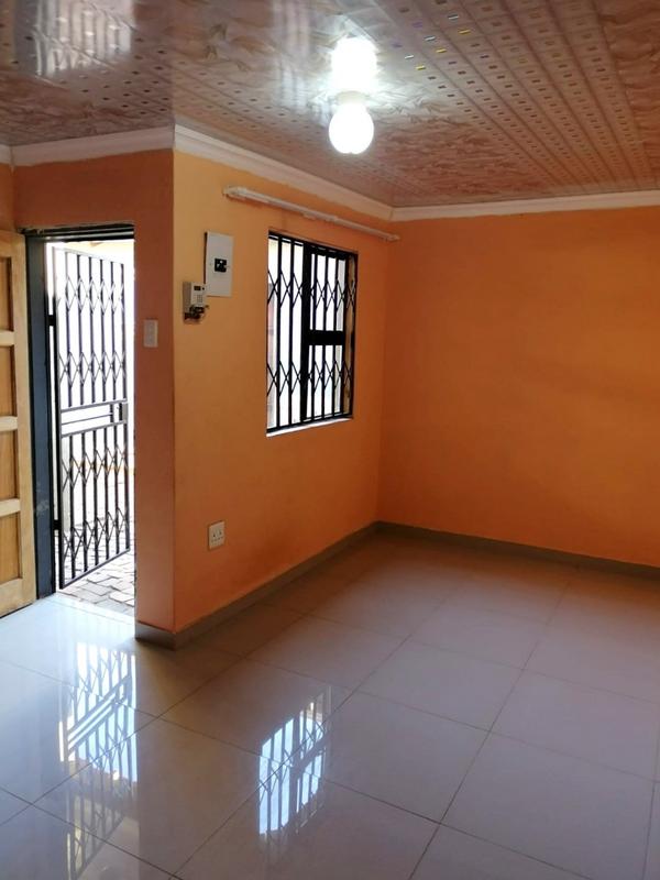 To Let 0 Bedroom Property for Rent in Protea Glen Gauteng