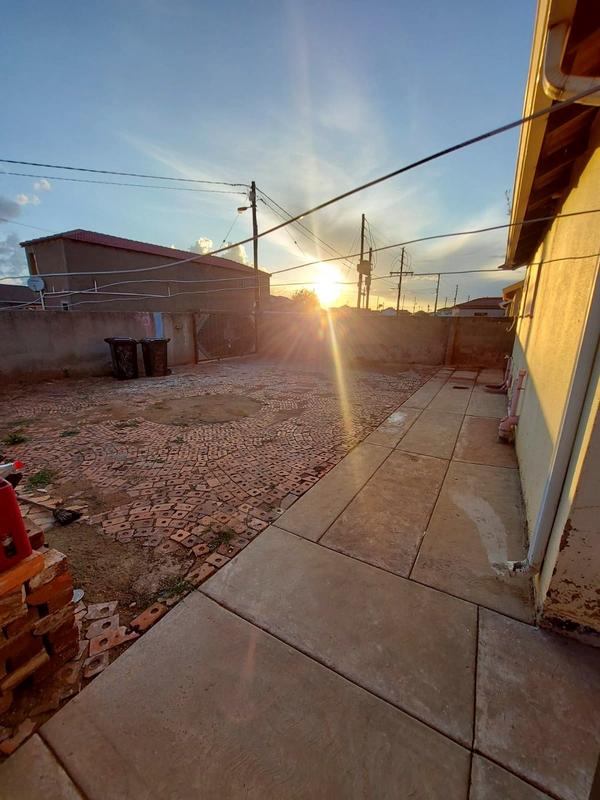 0 Bedroom Property for Sale in Protea Glen Gauteng