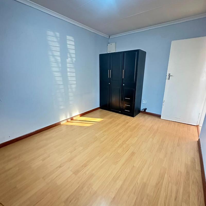 To Let 2 Bedroom Property for Rent in Protea Glen Gauteng