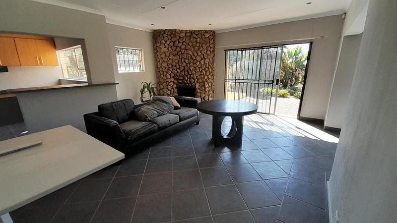 9 Bedroom Property for Sale in Glen Austin Gauteng