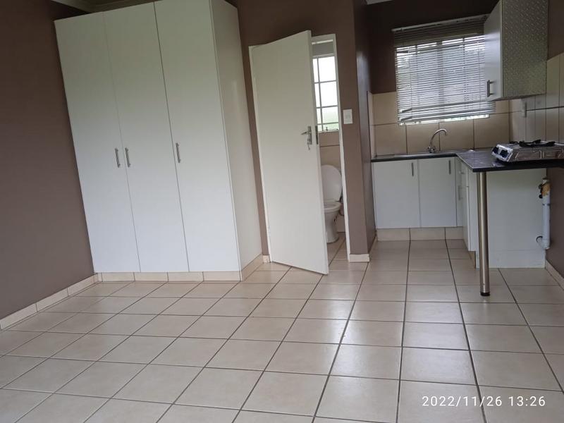9 Bedroom Property for Sale in Glen Austin Gauteng