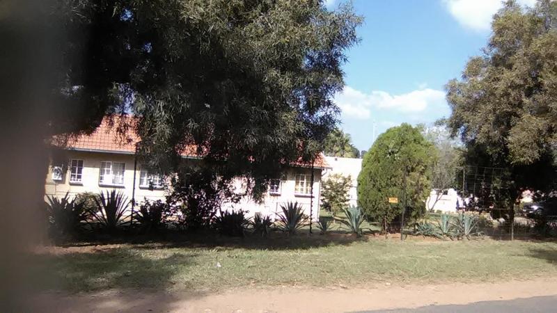 9 Bedroom Property for Sale in Glen Austin Gauteng