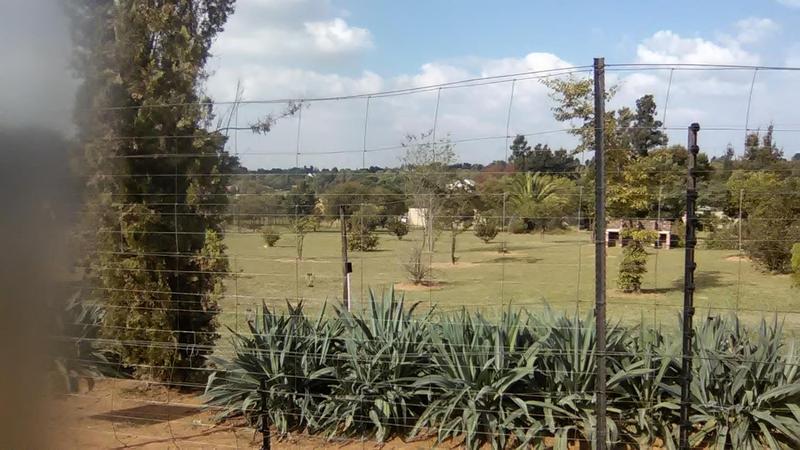 9 Bedroom Property for Sale in Glen Austin Gauteng