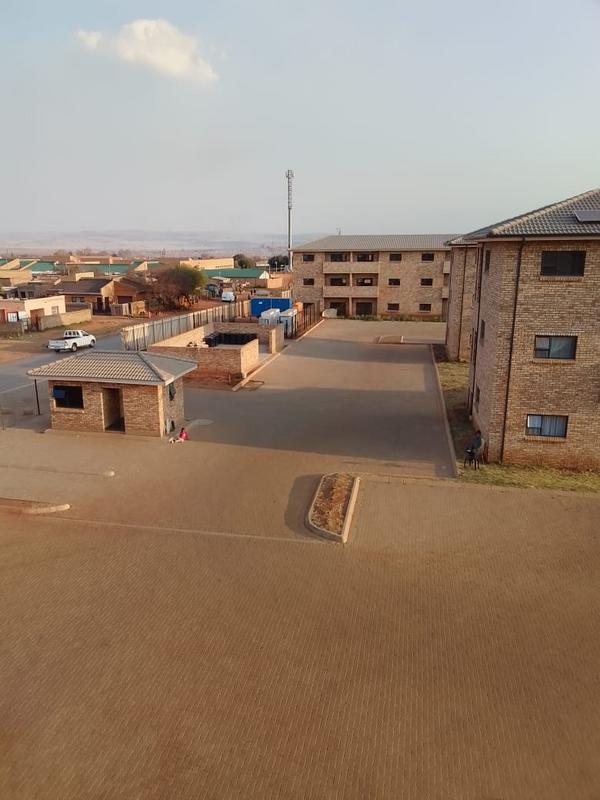 2 Bedroom Property for Sale in Katlehong South Gauteng