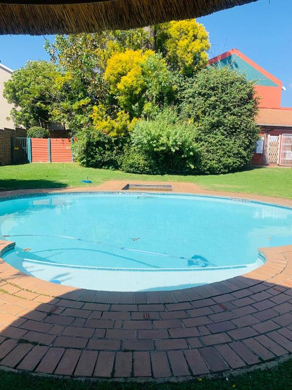 To Let 3 Bedroom Property for Rent in Vorna Valley Gauteng