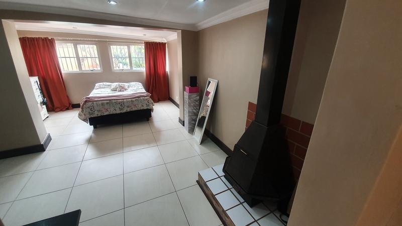 4 Bedroom Property for Sale in Doornpoort Gauteng