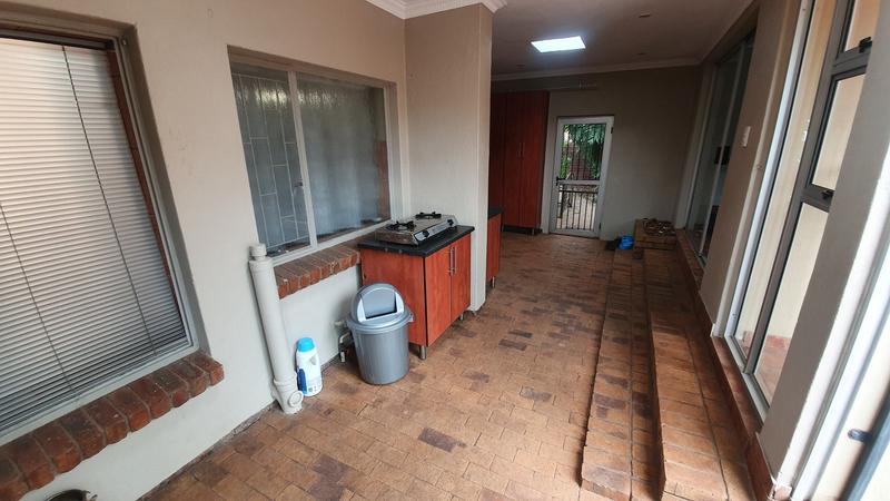 4 Bedroom Property for Sale in Doornpoort Gauteng