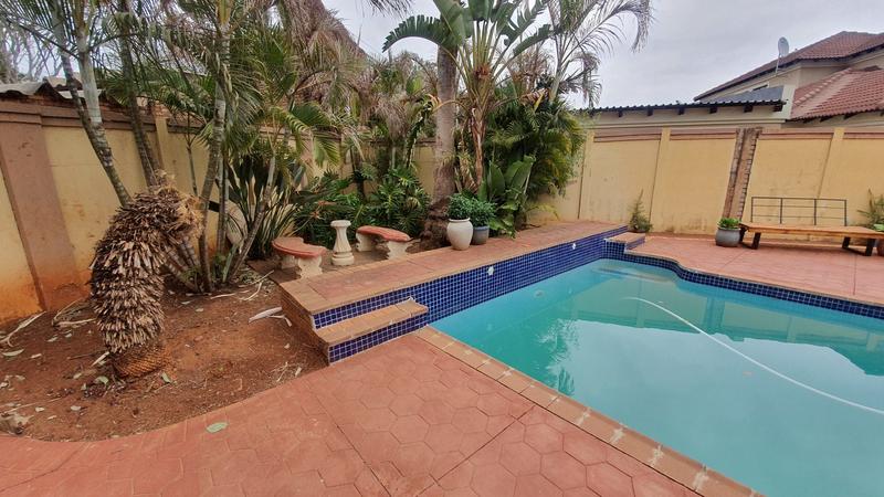 4 Bedroom Property for Sale in Doornpoort Gauteng