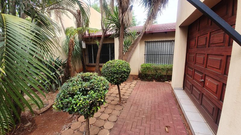 4 Bedroom Property for Sale in Doornpoort Gauteng