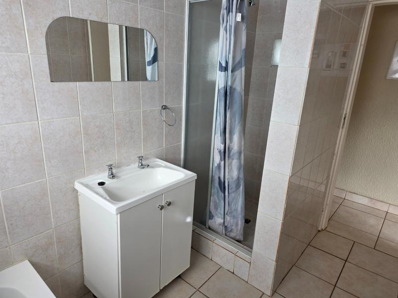 3 Bedroom Property for Sale in Noordheuwel Gauteng
