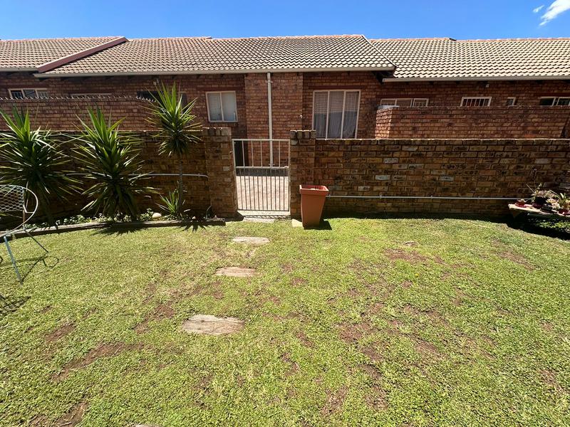 To Let 3 Bedroom Property for Rent in Dalpark Ext 1 Gauteng