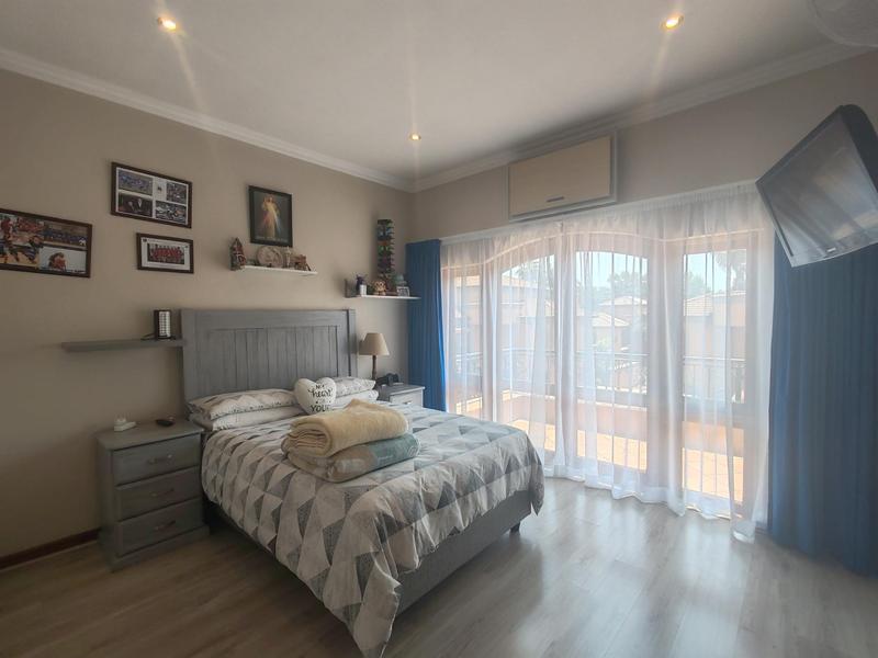 4 Bedroom Property for Sale in Bedfordview Gauteng
