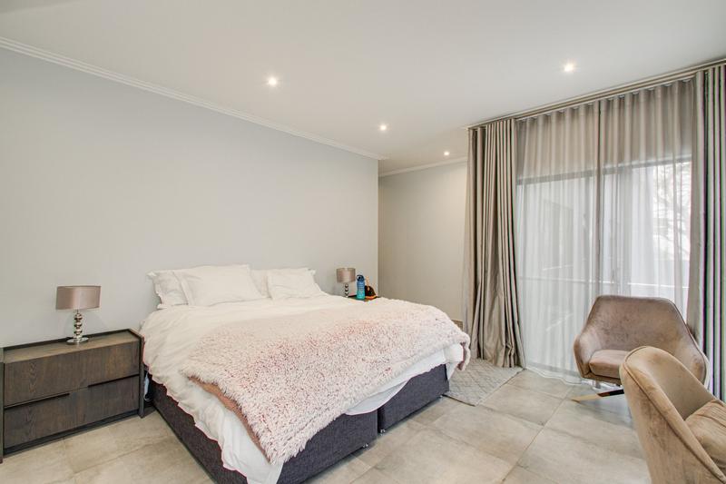 4 Bedroom Property for Sale in Bryanston Gauteng